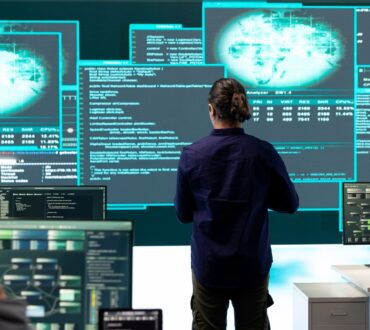 Data Integrity in the AI Era: Breaking Silos with Enterprise Data Fabric