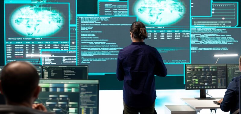 Data Integrity in the AI Era: Breaking Silos with Enterprise Data Fabric