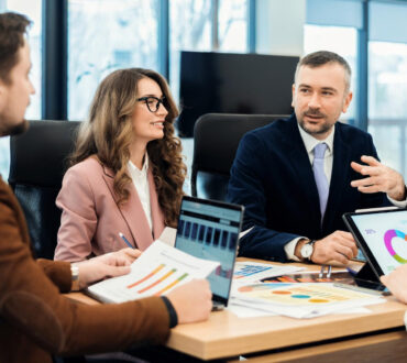 How Narwal Helped a Leading Credit Reporting Company Reduce Knowledge Search by 99% While Building an Enterprise AI Foundation
